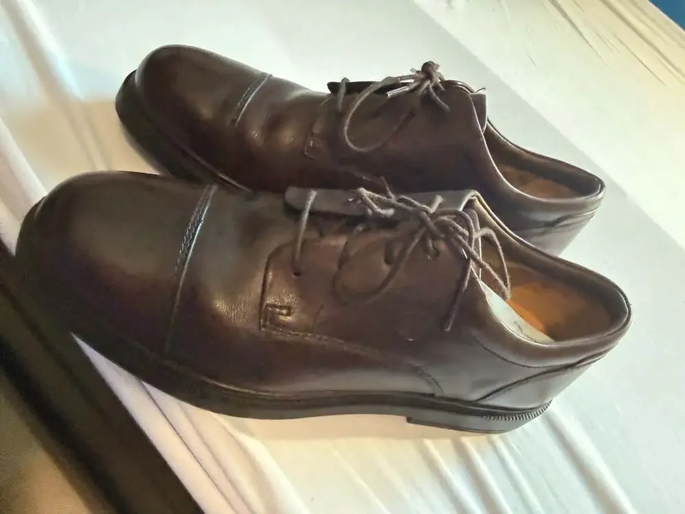 Timberland Waterproof Leather Cap Toe Oxfords Brown